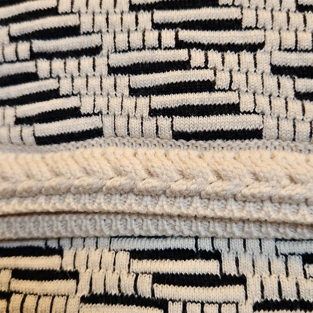 TORY BURCH Geometric Pattern Crew Neck Sweater - XS